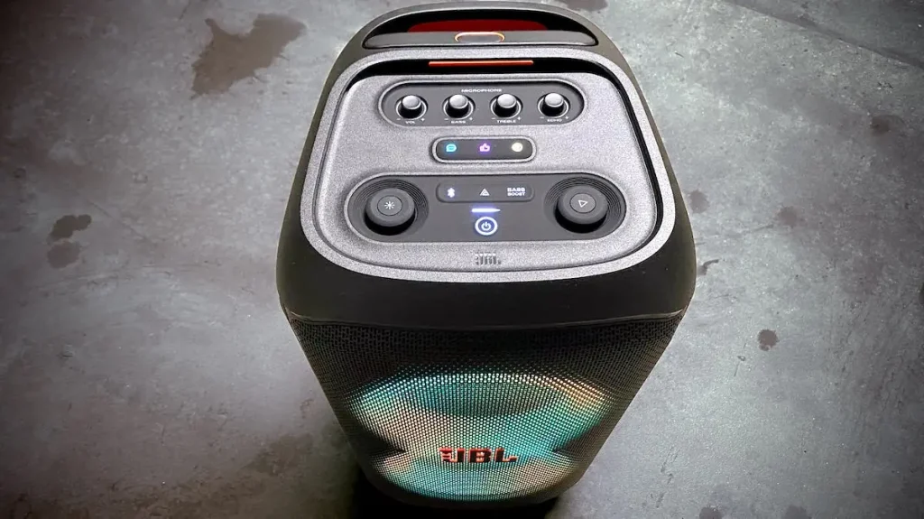 بررسی و مشخصات  اسپیکر JBL Partybox 320